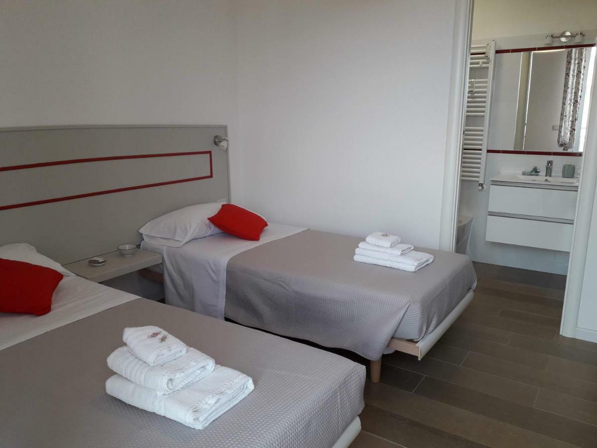 Jolie Julie Accomodation Sassari Exterior photo